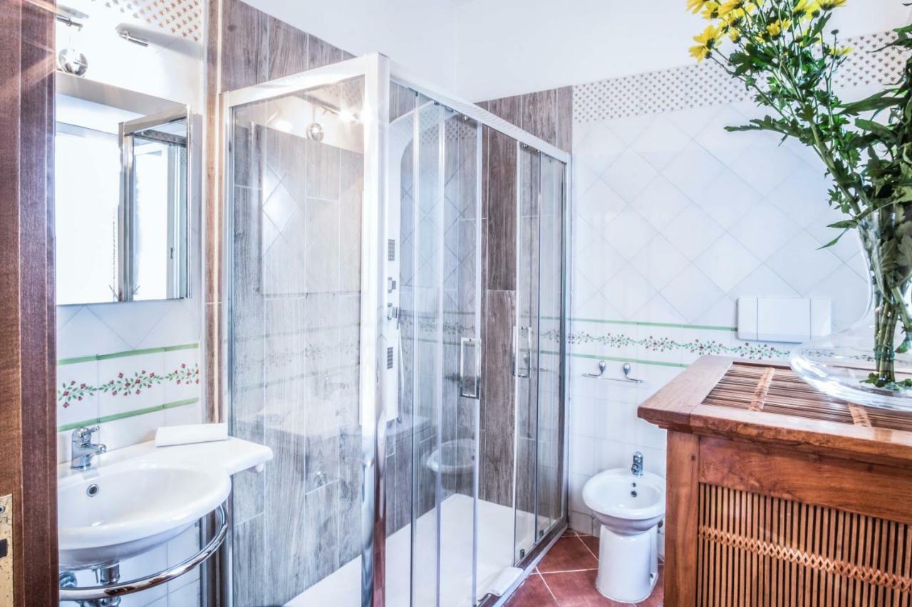 Amore Rentals - Maison Palazzo Correale Sorrente Extérieur photo