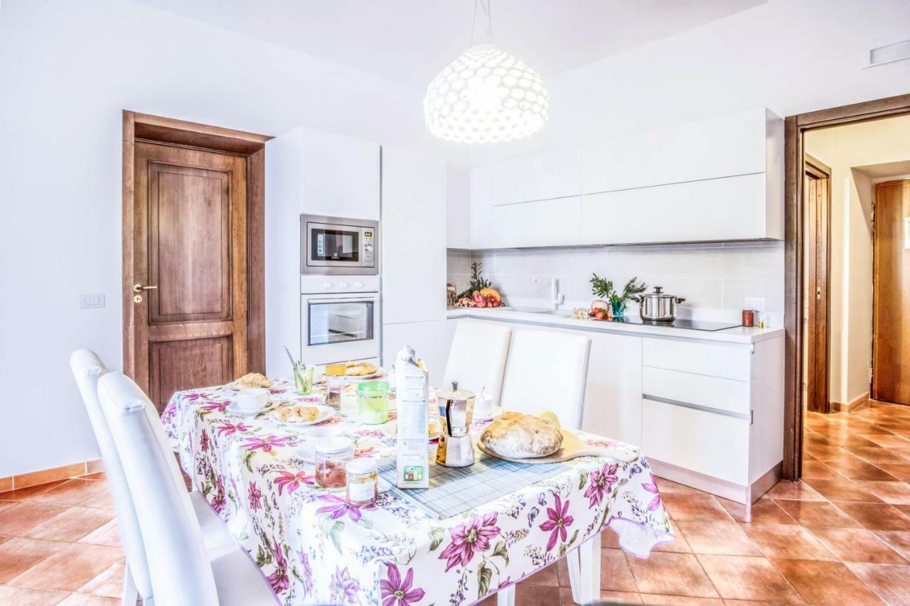 Amore Rentals - Maison Palazzo Correale Sorrente Extérieur photo